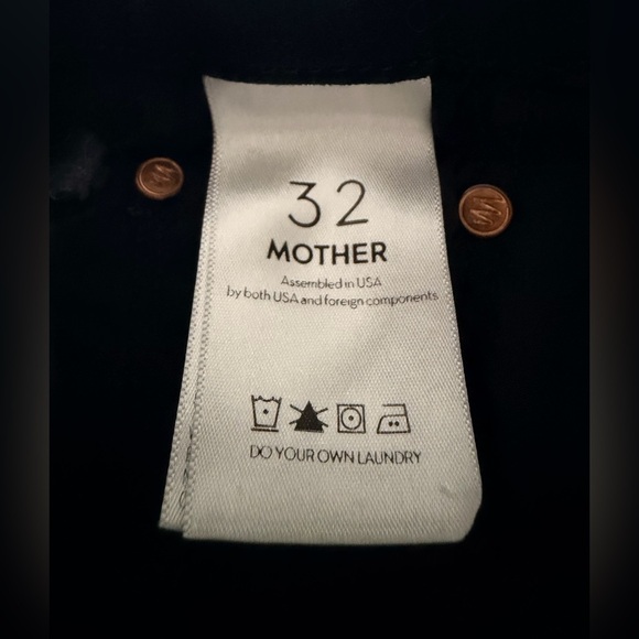 MOTHER The Looker Ankle Fray Jeans  in Guilty As Sin  Size 32 Black - Picture 9 of 13